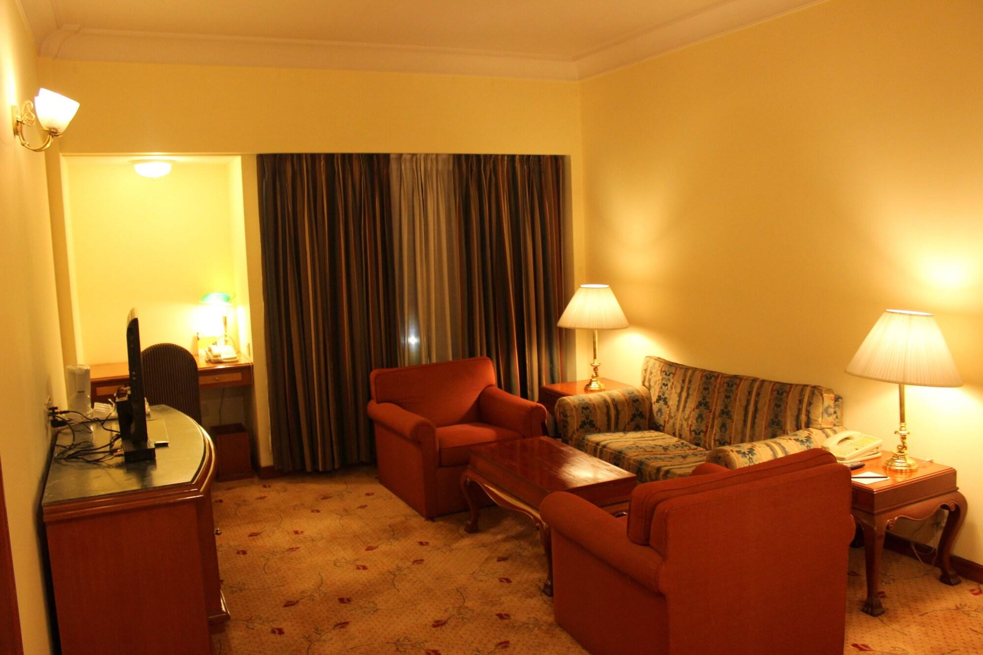 Hotel Sagar Plaza City Centre Pune Eksteriør bilde