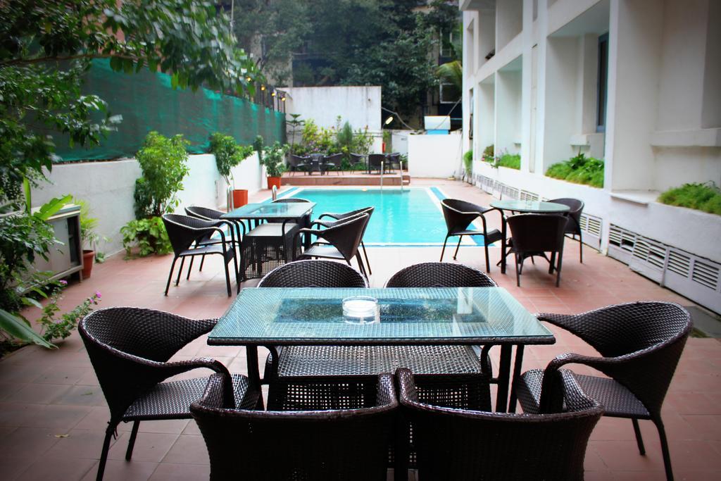 Hotel Sagar Plaza City Centre Pune Eksteriør bilde