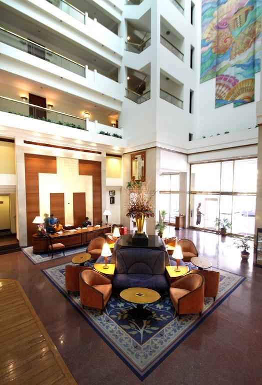 Hotel Sagar Plaza City Centre Pune Eksteriør bilde