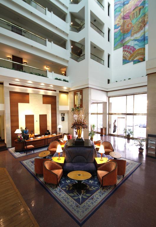 Hotel Sagar Plaza City Centre Pune Eksteriør bilde